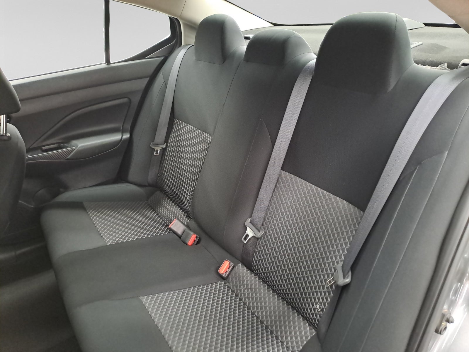 2023 Nissan VERSA SENSE CVT 23