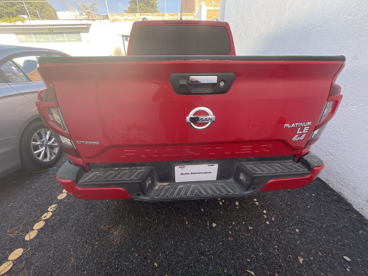 2021 Nissan FRONTIER PLATINUM LE TA 21