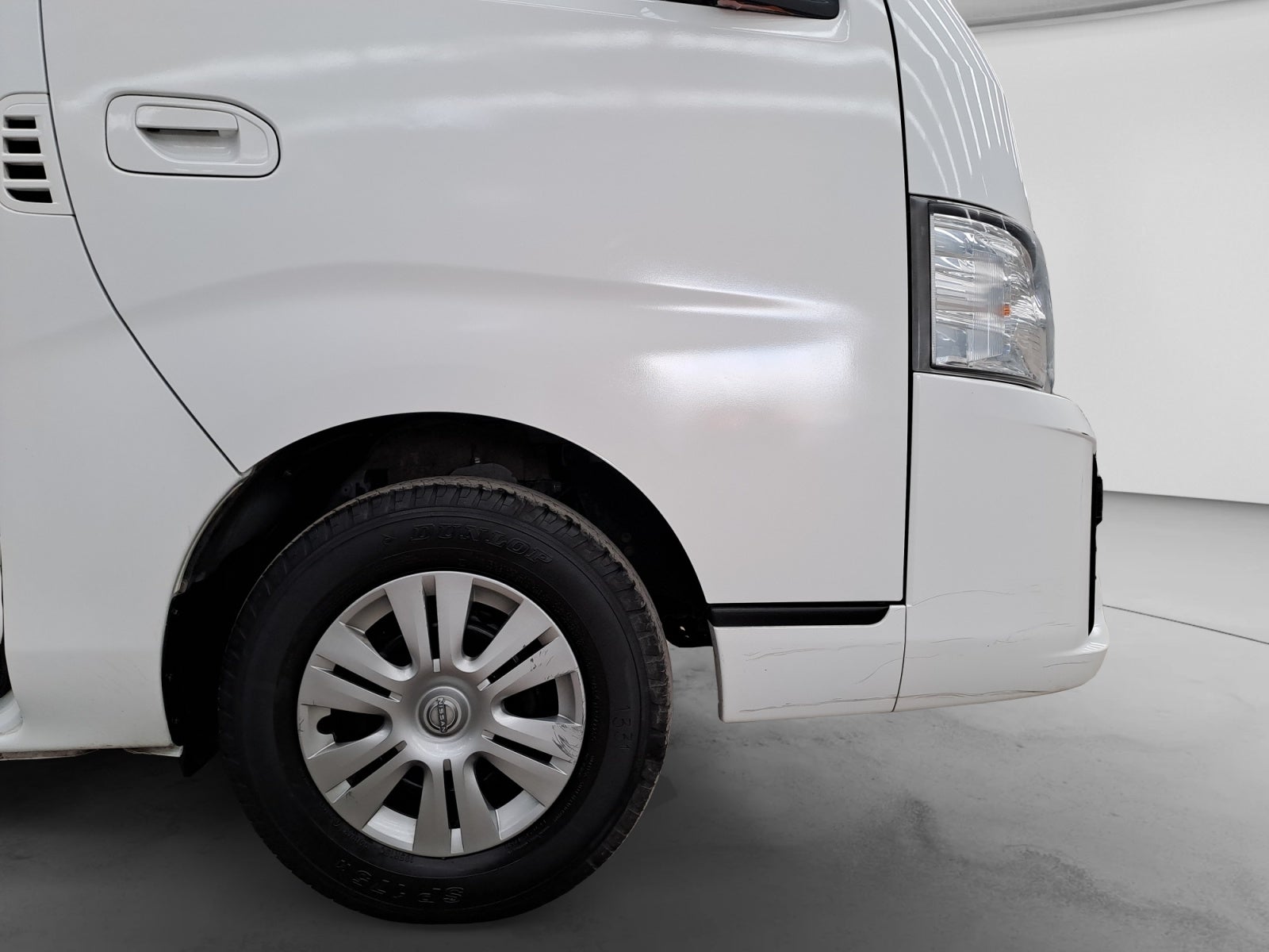 2024 Nissan NV350 URVAN 14 PASAJEROS AMPLIA AA 24