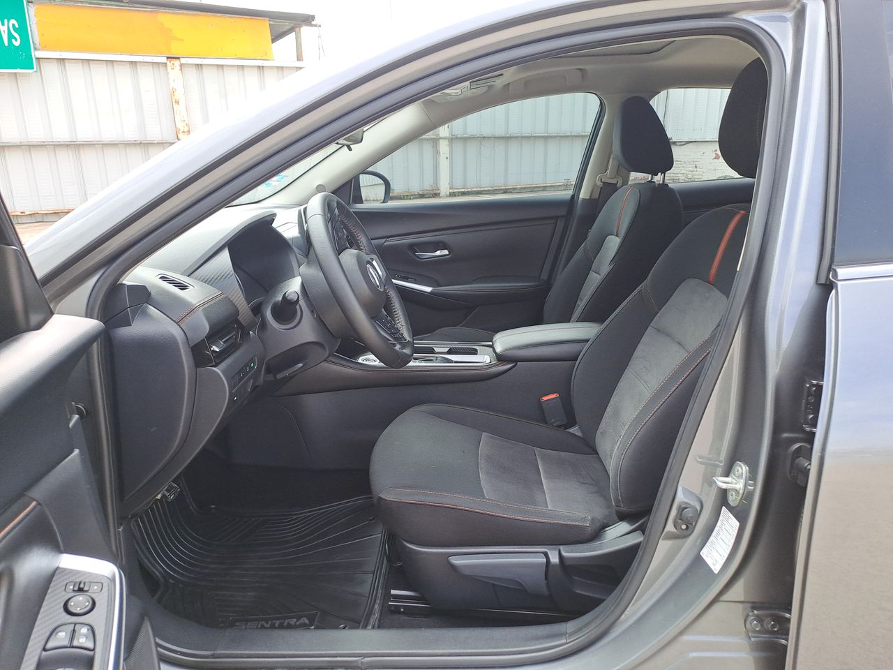 2023 Nissan SENTRA SR CVT 23