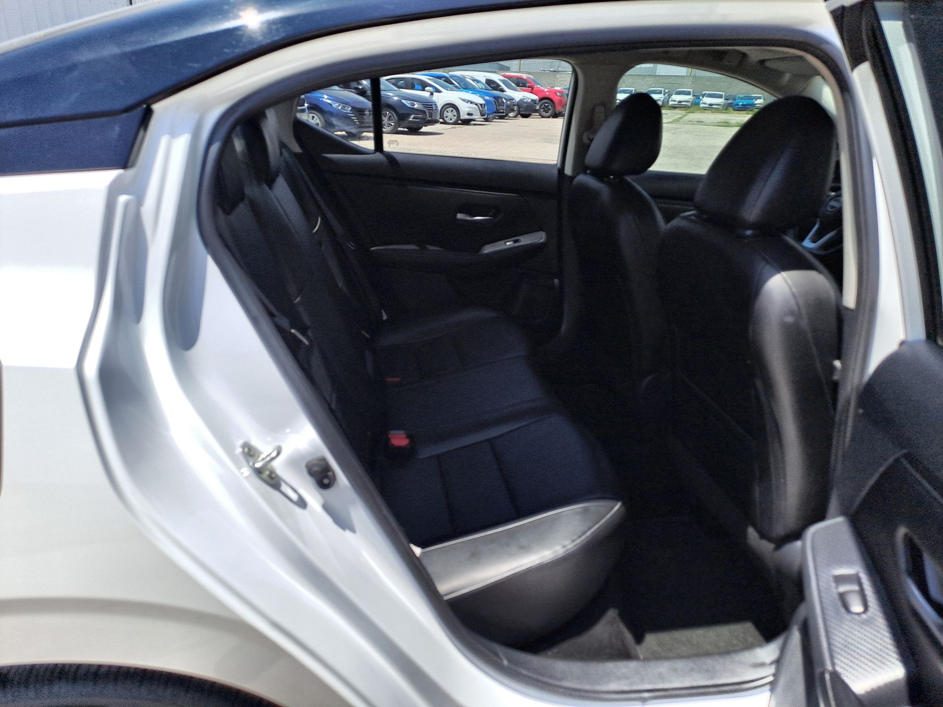 2024 Nissan SENTRA PLATINUM BITONO CVT 24