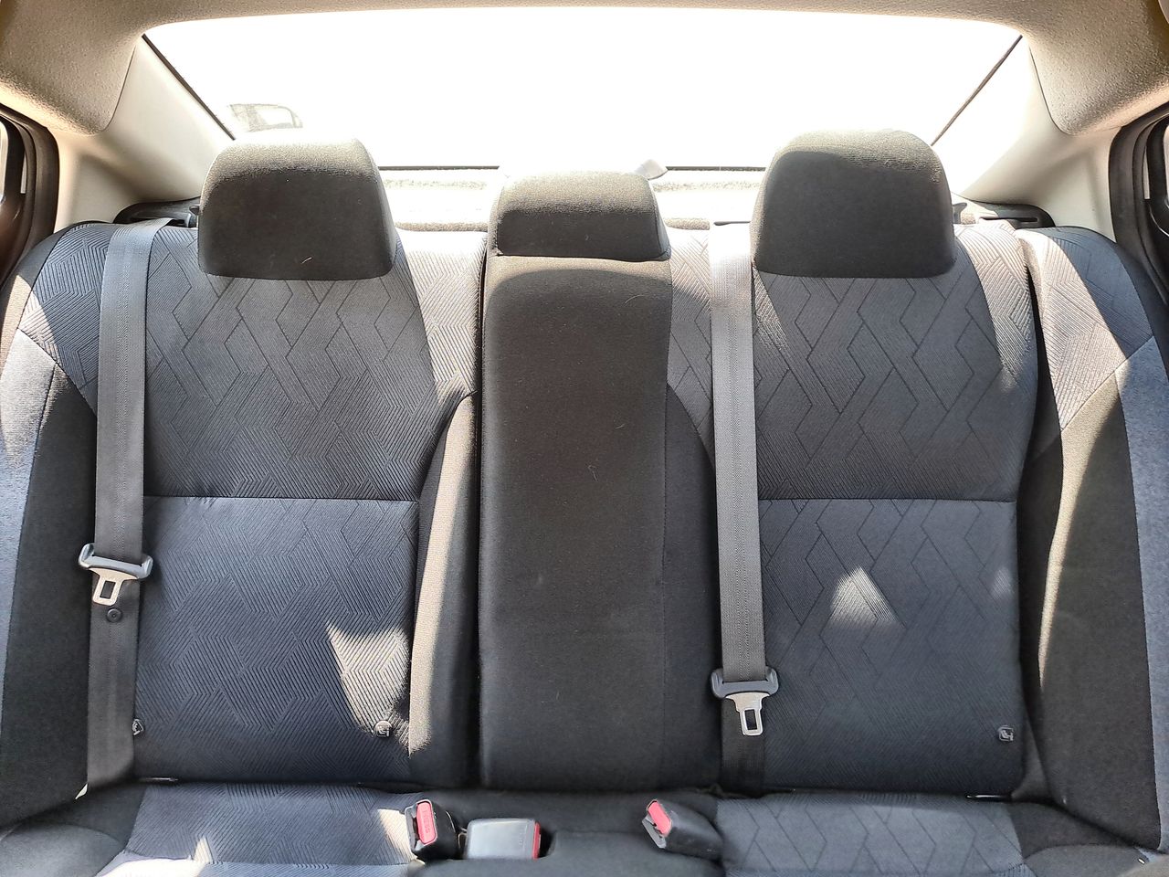 2023 Nissan VERSA ADVANCE MT 23