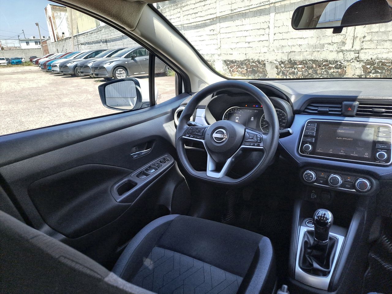 2023 Nissan VERSA ADVANCE MT 23