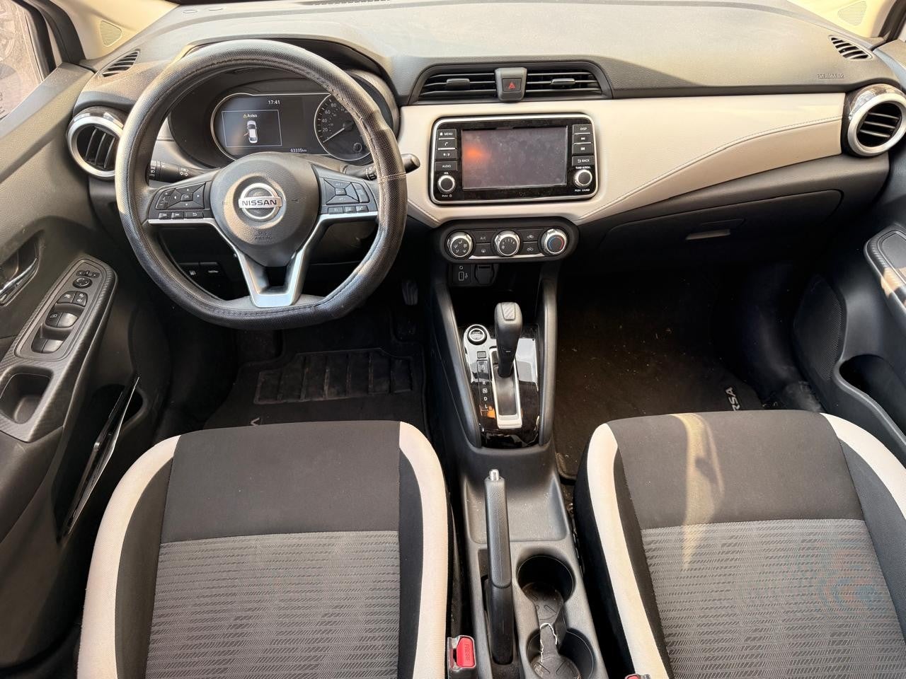 2022 Nissan VERSA ADVANCE CVT 22