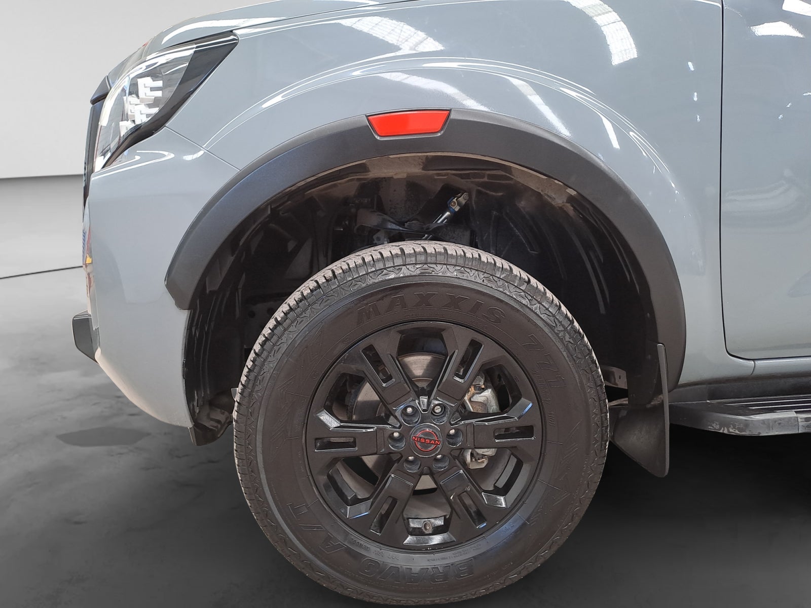 2024 Nissan FRONTIER FRONTIER PRO-4X 4X4 TA 24