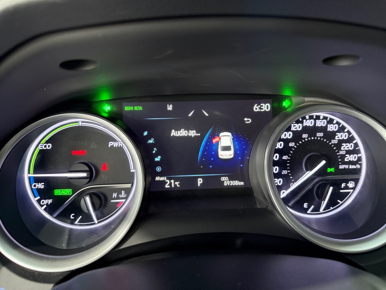2022 Toyota CAMRY XLE HV