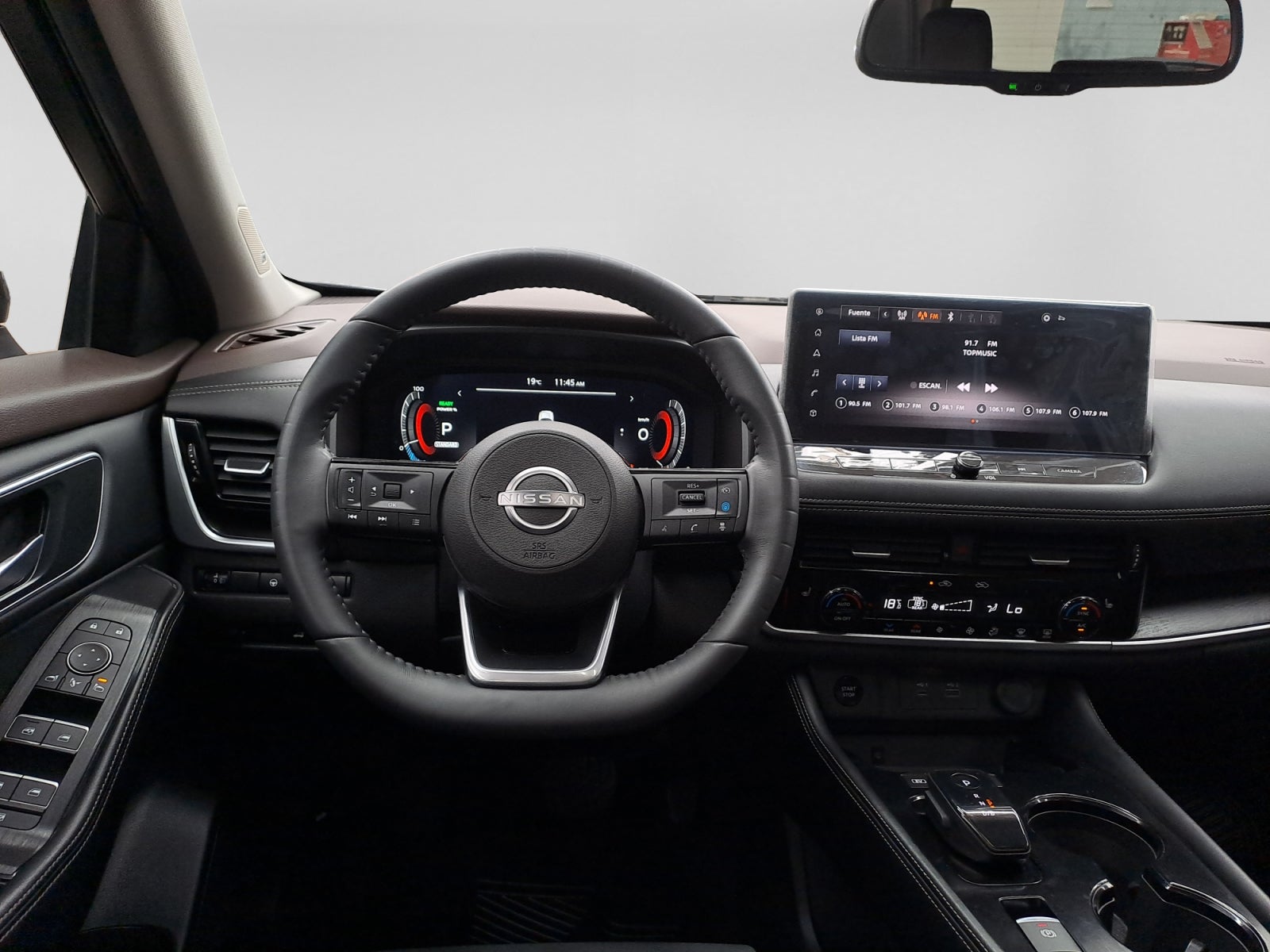 2025 Nissan X-TRAIL PLATINUM E-POWER 2 ROW 25