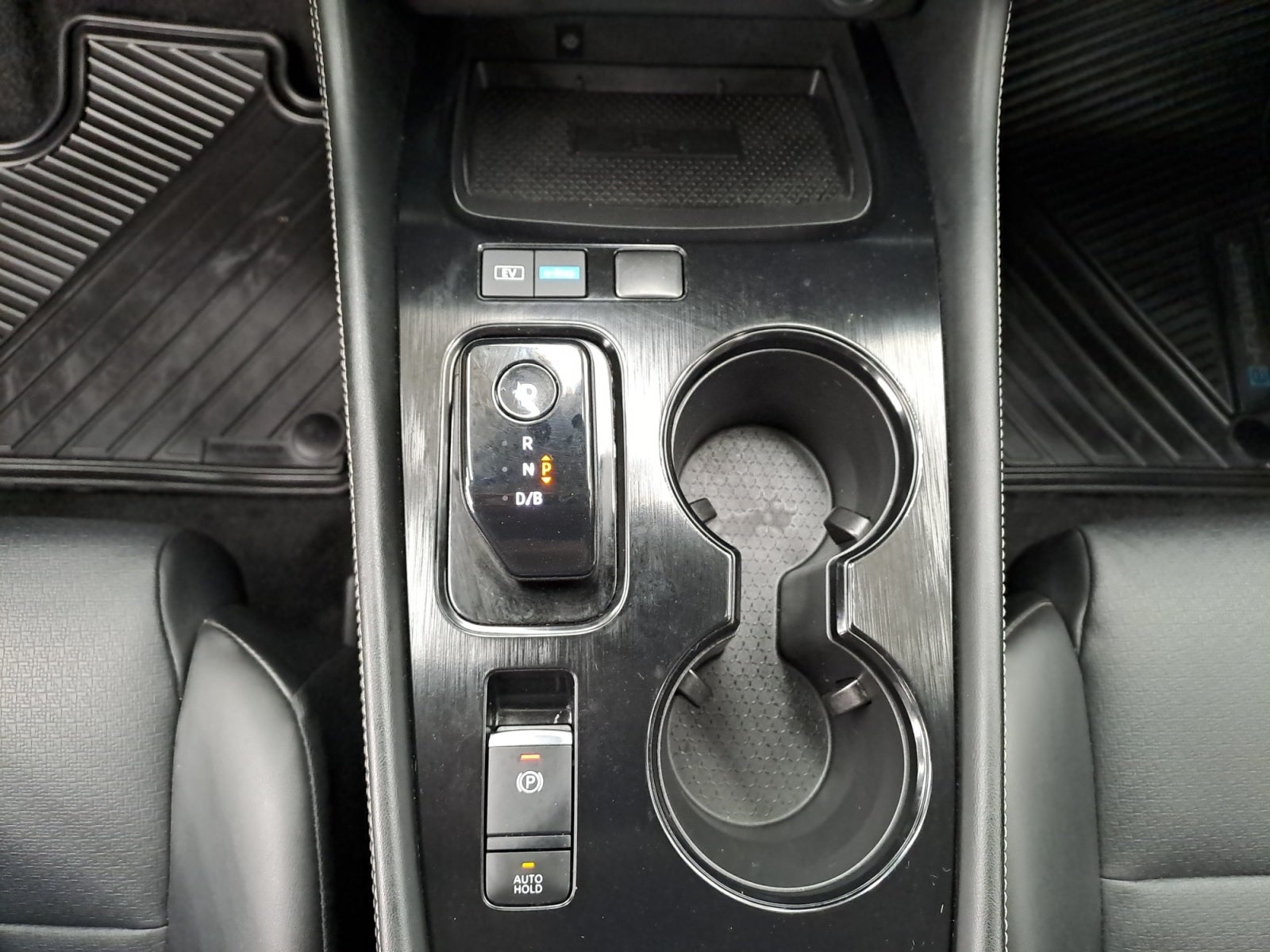 2025 Nissan X-TRAIL PLATINUM E-POWER 2 ROW 25