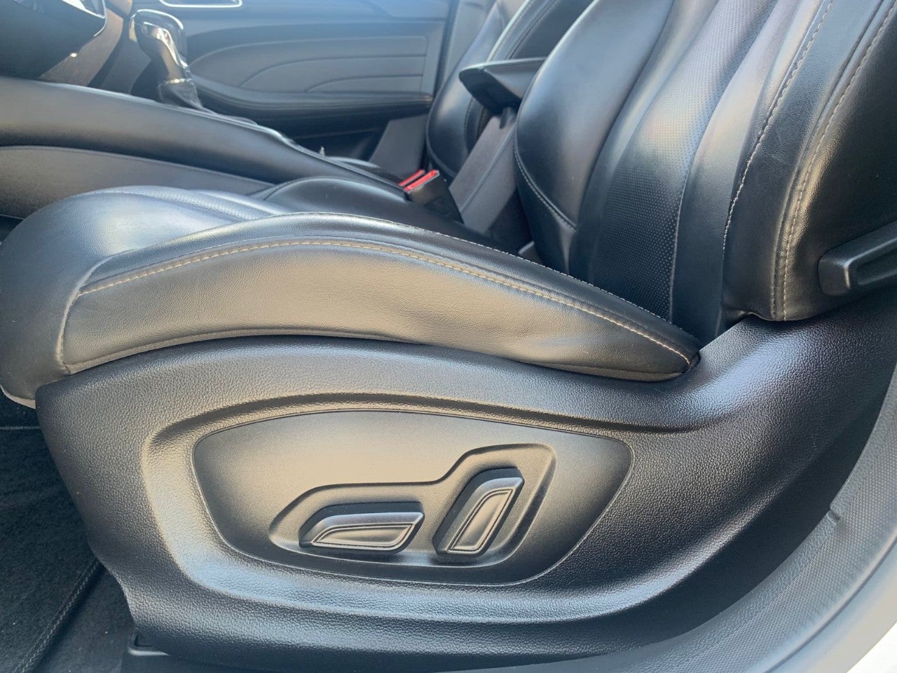 2024 MG MG5 1.5L DEL ELEGANCE MT