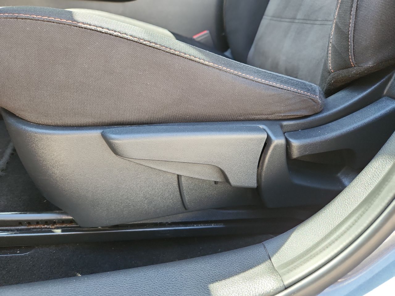 2021 Nissan SENTRA SR BITONO CVT 21