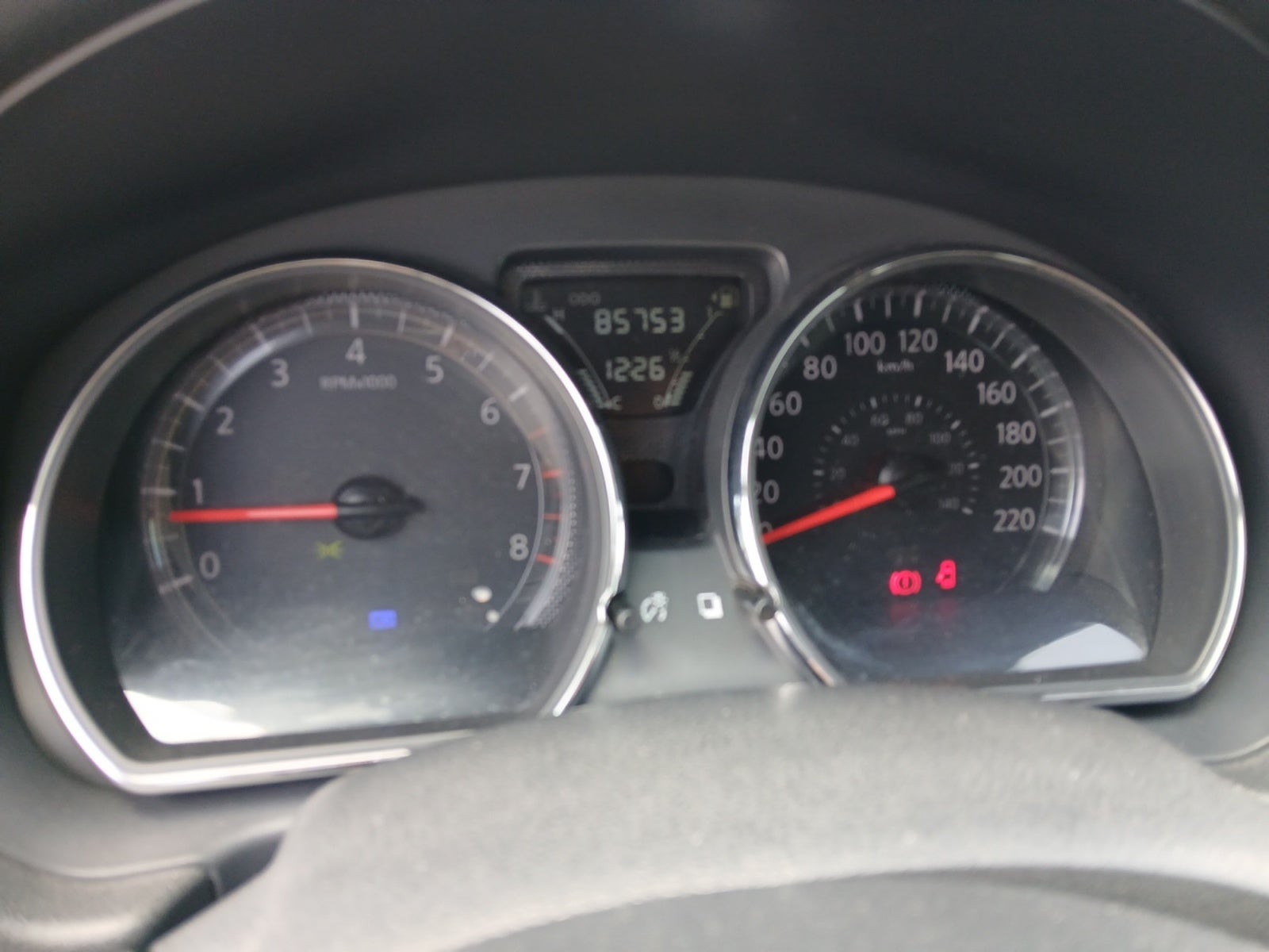 2018 Nissan VERSA ADVANCE MT AC
