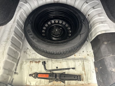 2020 Nissan VERSA MT AC 1.6L