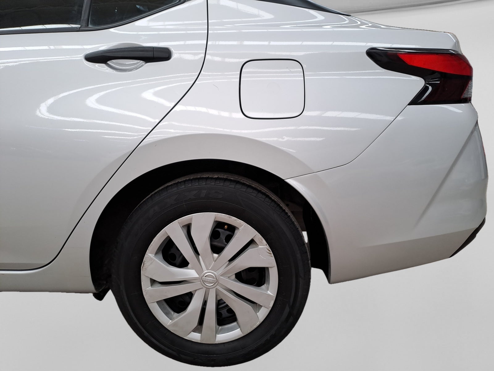 2024 Nissan VERSA SENSE MT 24