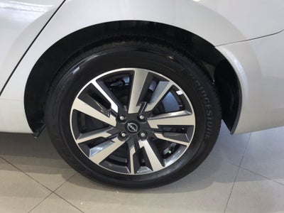 2023 Nissan VERSA ADVANCE MT 23