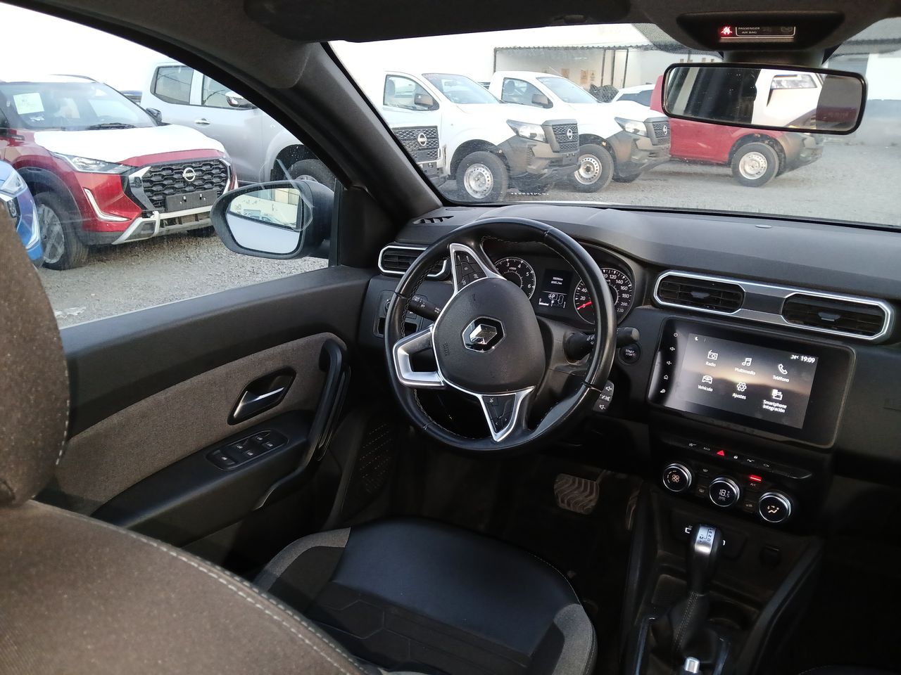 2023 RENAULT DUSTER ICONIC CVT