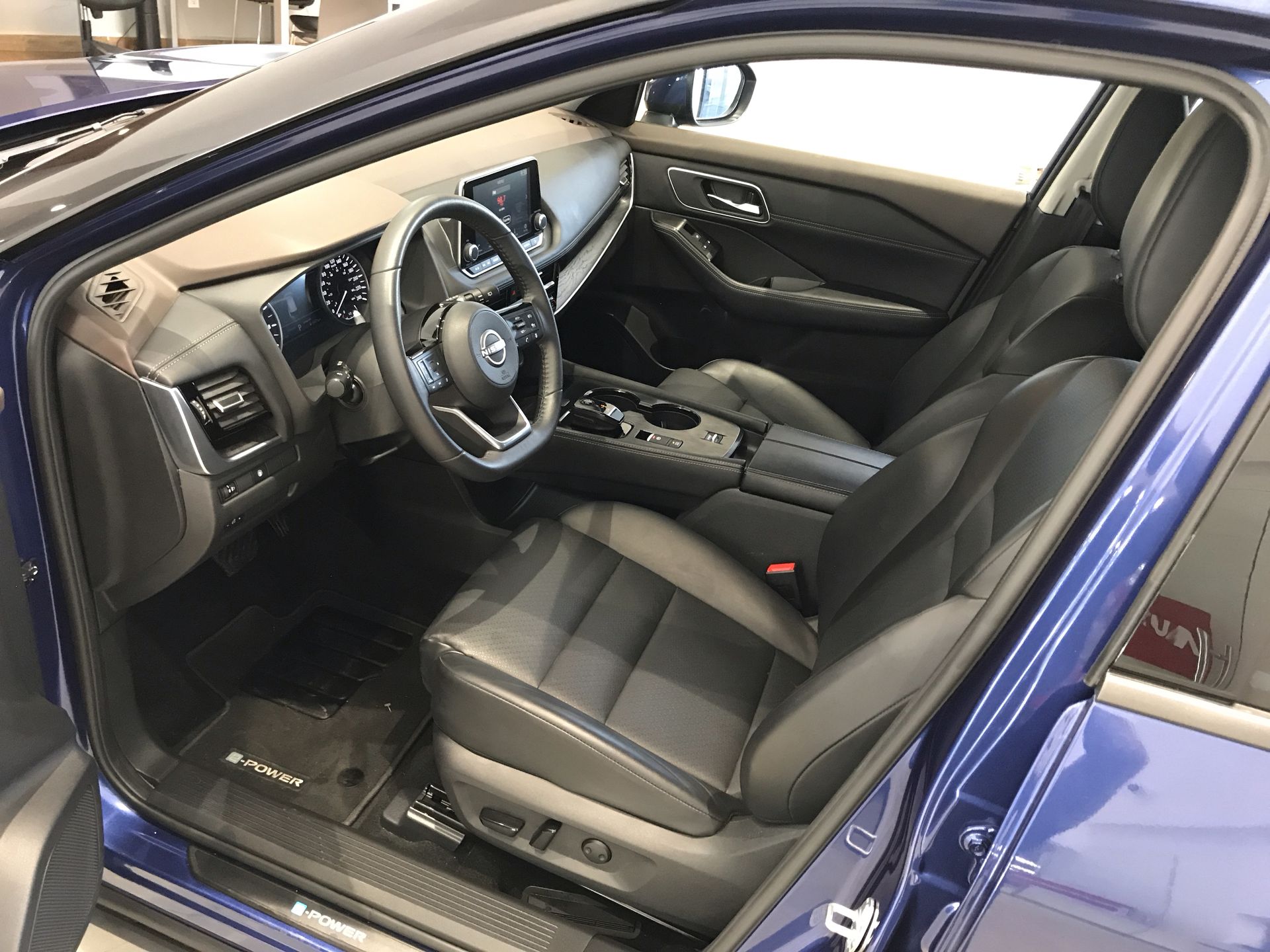 2025 Nissan X-TRAIL EXCLUSIVE E-POWER 2 ROW 25