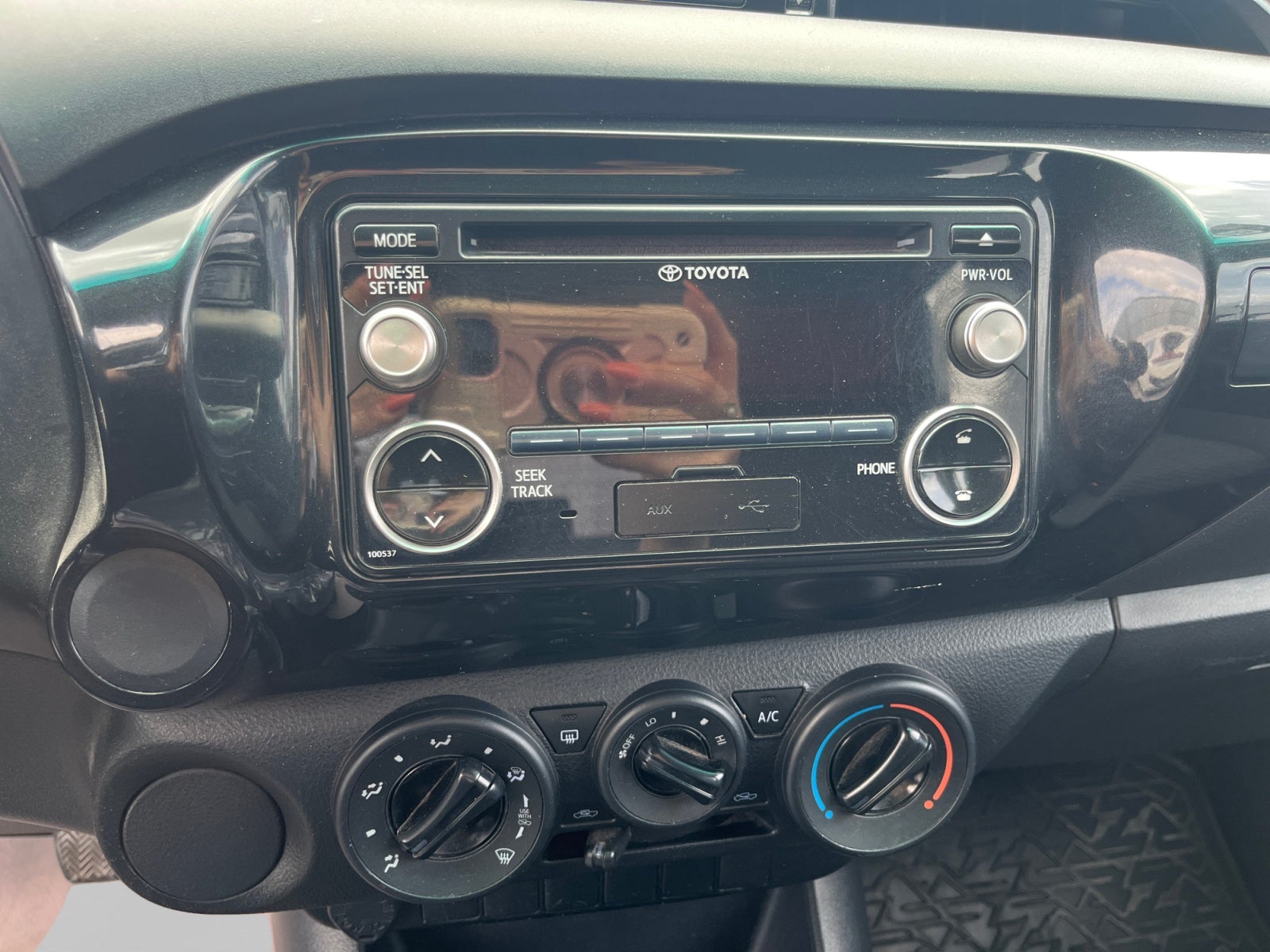 2018 SHANTUI HILUX 4X2 DOBLE CABINA SR