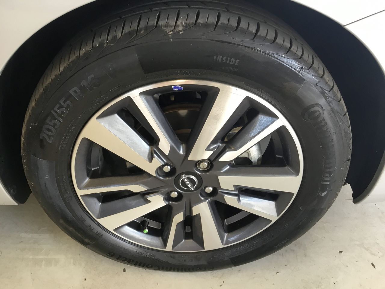 2023 Nissan VERSA ADVANCE MT 23