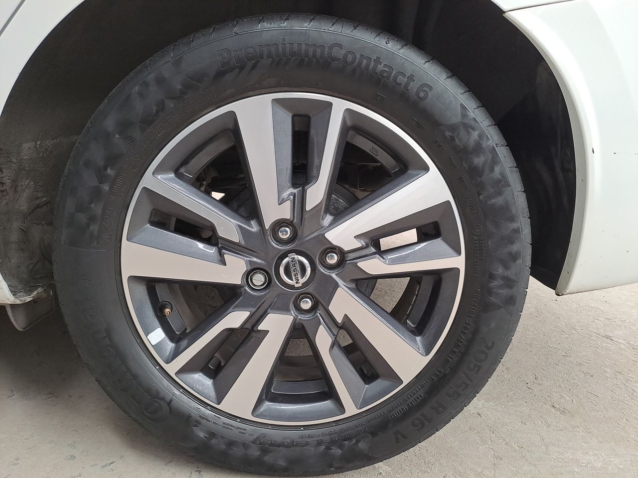 2021 Nissan VERSA ADVANCE CVT 21