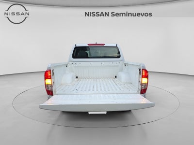 2020 Nissan NP300 DOBLE CABINA DOBLE CABINA S TM AC PAQ. SEG. 6VEL