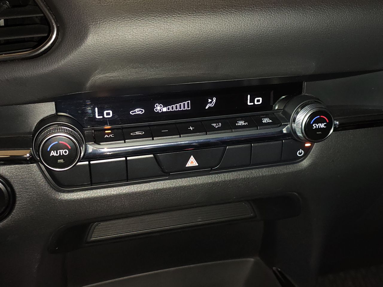 2024 Mazda Mazda CX-30 SIGNATURE