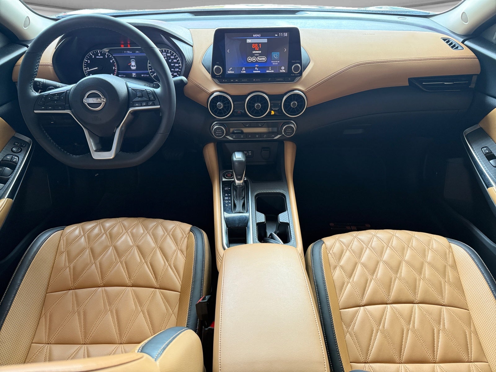 2025 Nissan SENTRA SR PLATINUM BITONO CVT 25