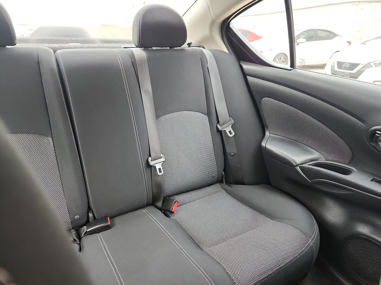 2016 Nissan VERSA ADVANCE AT AC