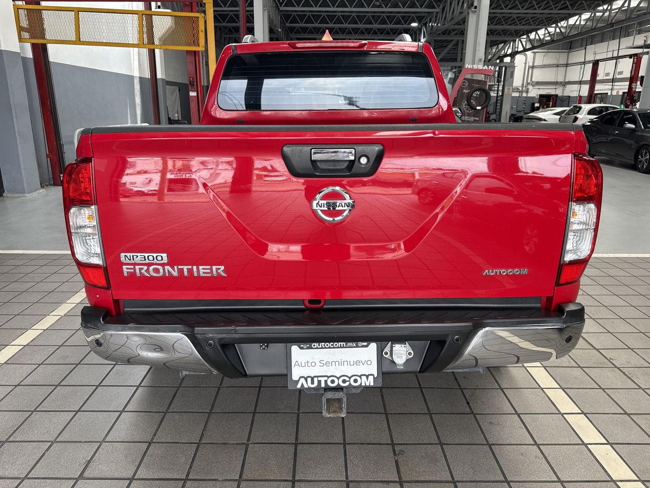2018 Nissan FRONTIER LE TM AC