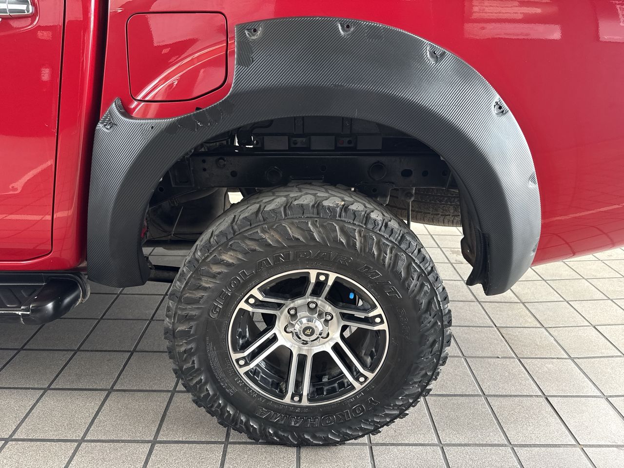 2018 Nissan FRONTIER LE TM AC