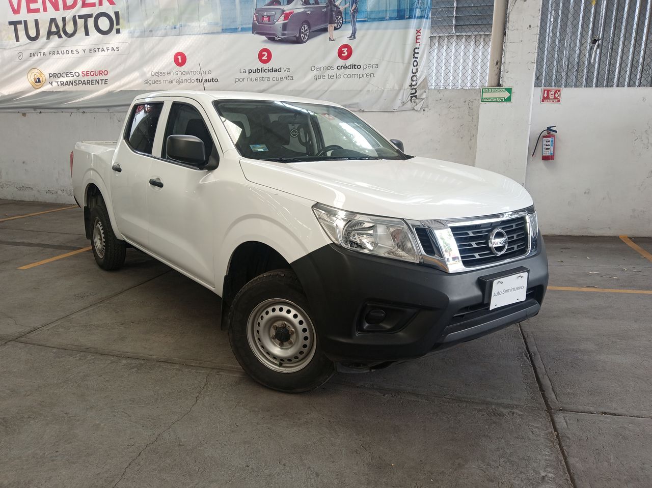 2020 Nissan NP300 NP300 DOBLE CABINA SE AC PAQ SEG