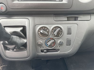 2023 Nissan NV350 URVAN PANEL AMPLIA AA 23