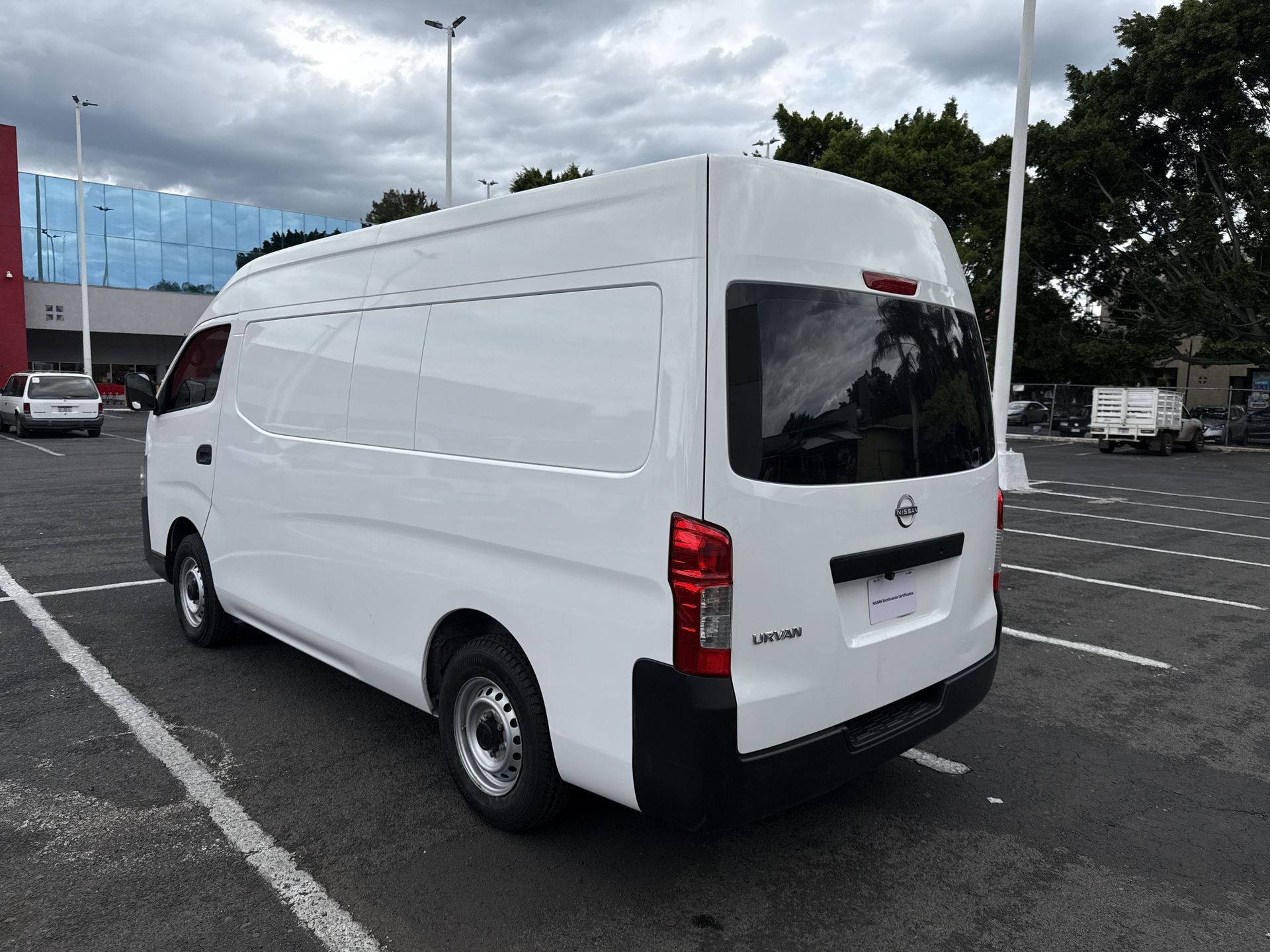 2023 Nissan NV350 URVAN PANEL AMPLIA AA 23