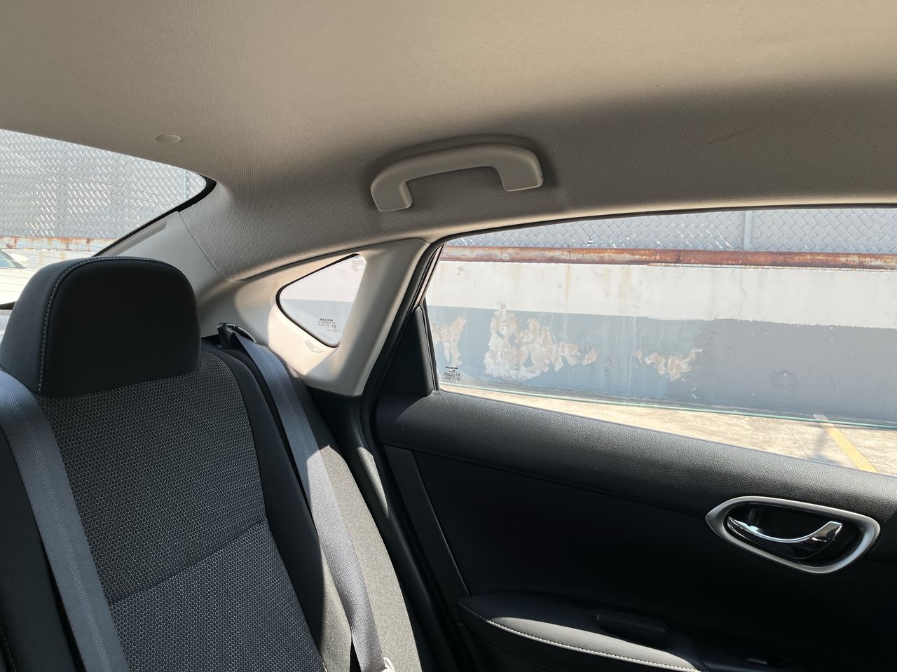 2019 Nissan SENTRA ADVANCE MT