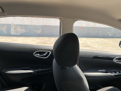 2019 Nissan SENTRA ADVANCE MT