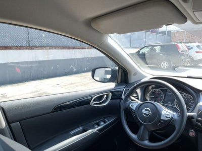 2019 Nissan SENTRA ADVANCE MT