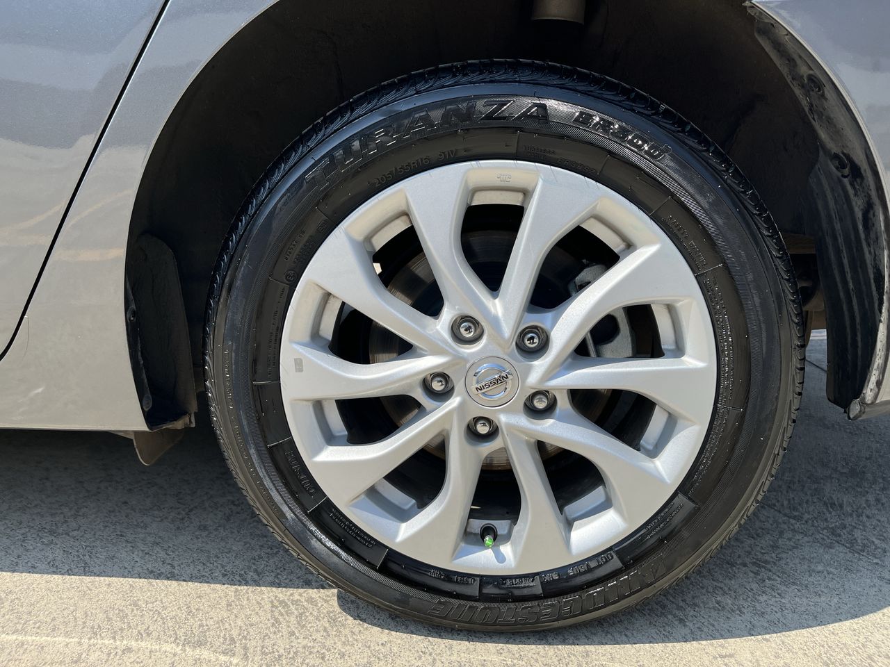2019 Nissan SENTRA ADVANCE MT