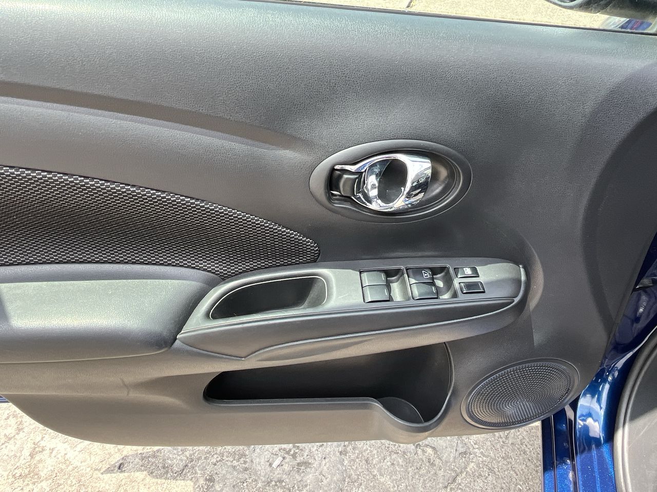 2019 Nissan VERSA ADVANCE MT AC