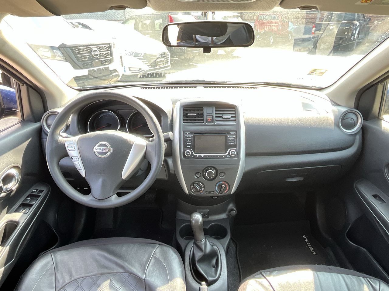 2019 Nissan VERSA ADVANCE MT AC
