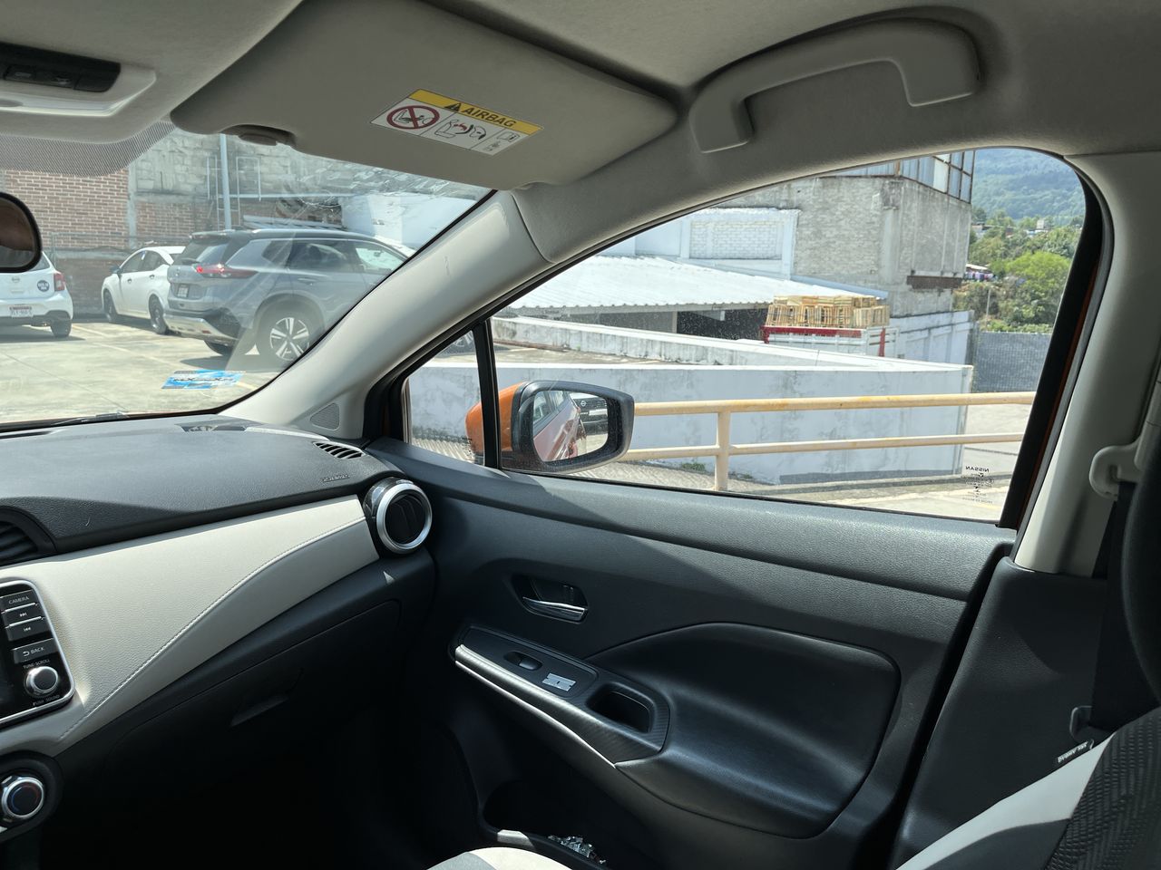 2020 Nissan VERSA ADVANCE CVT