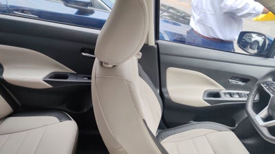 2023 Nissan VERSA EXCLUSIVE CVT 23