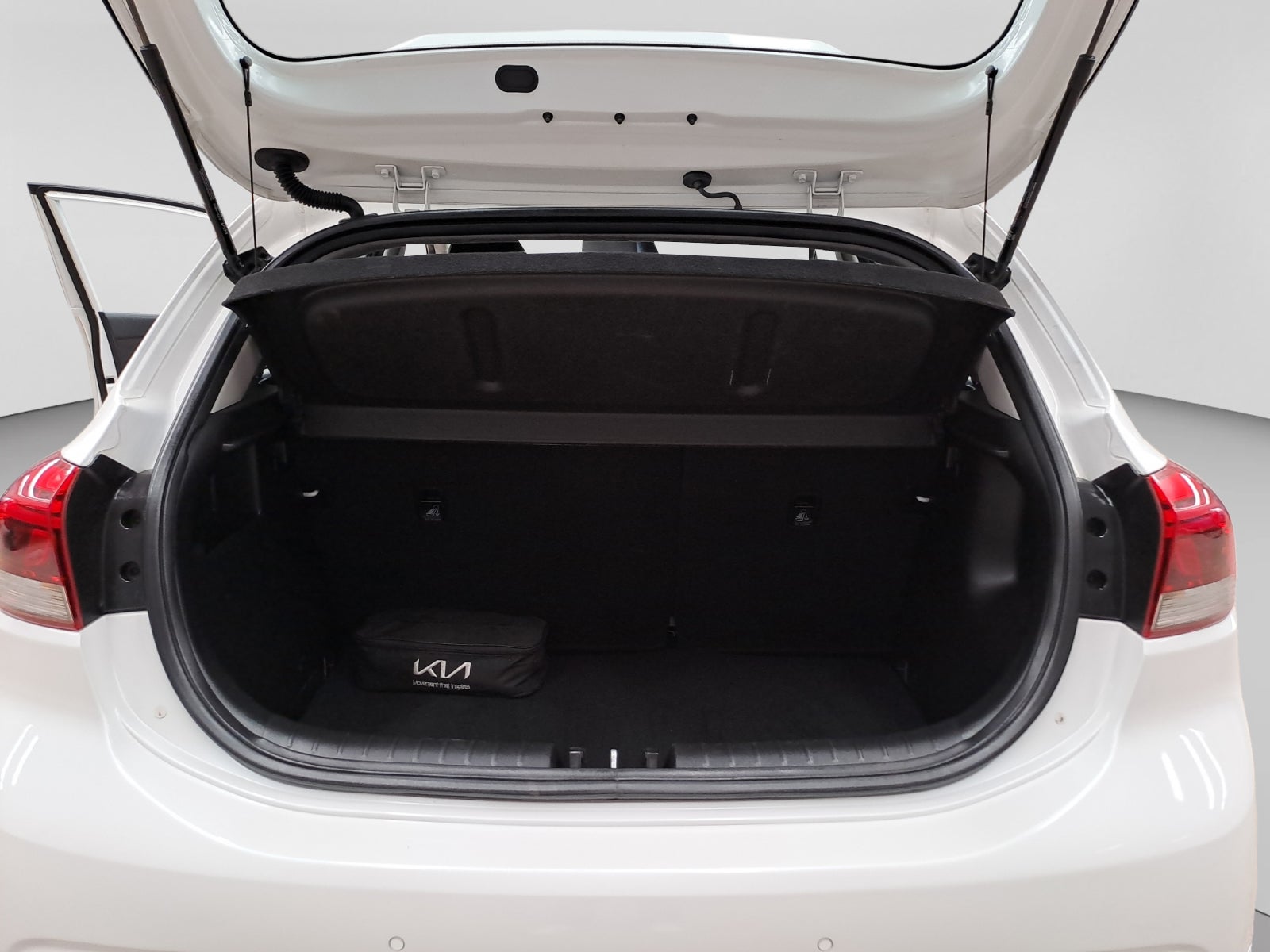 2023 Kia RIO S PACK MT