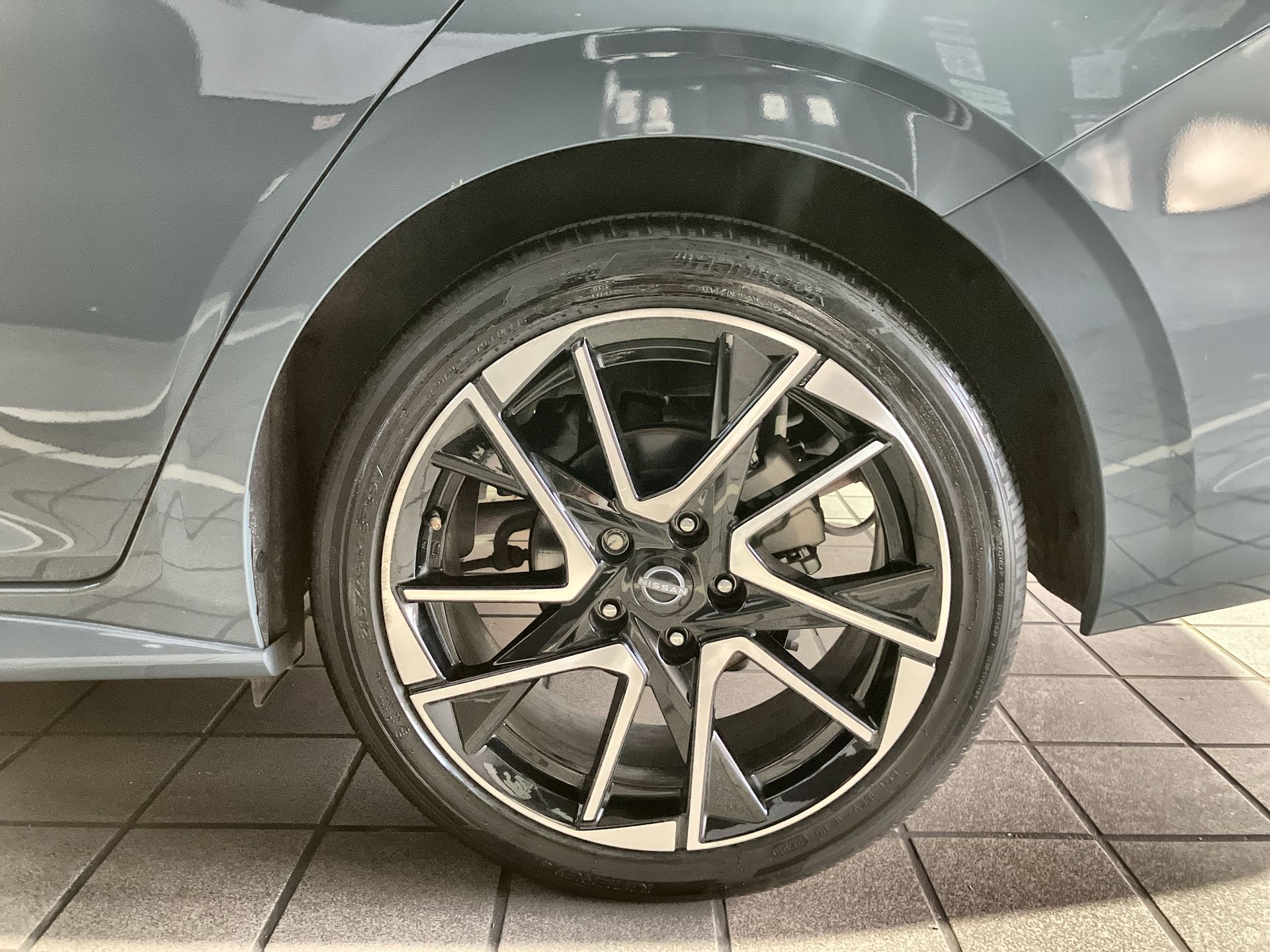 2024 Nissan SENTRA PLATINUM BITONO CVT 24