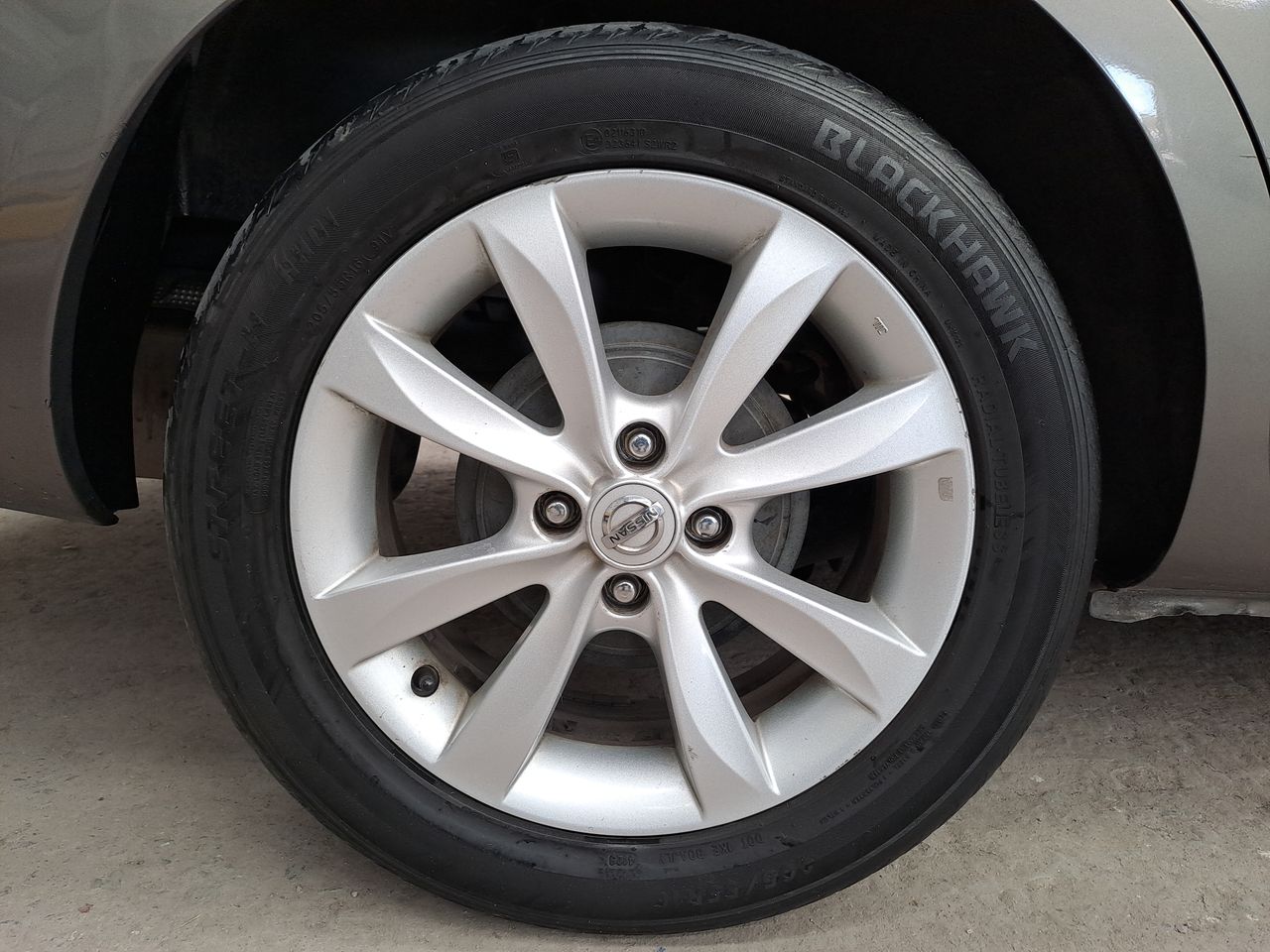 2018 Nissan VERSA ADVANCE MT AC