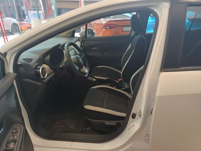 2022 Nissan VERSA ADVANCE CVT 22