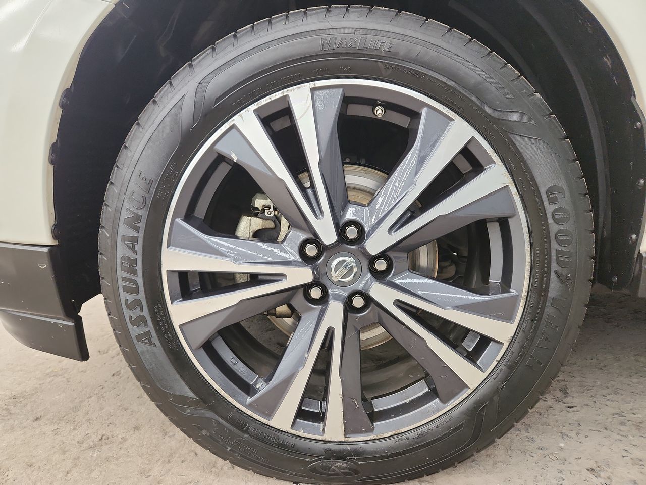 2018 Nissan PATHFINDER EXCLUSIVE