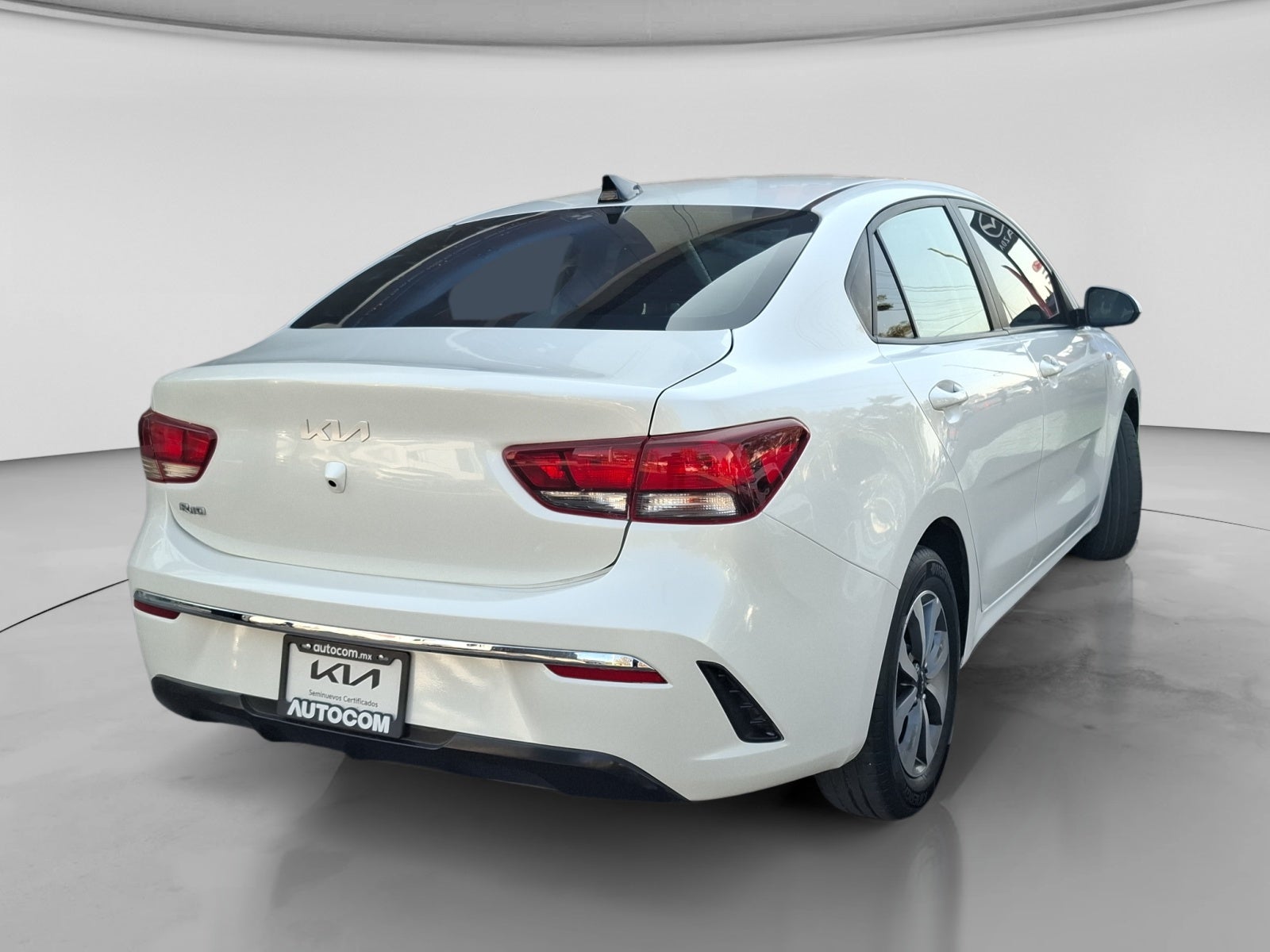 2023 Kia RIO LX TA