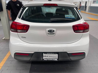 2021 Kia RIO EX TA