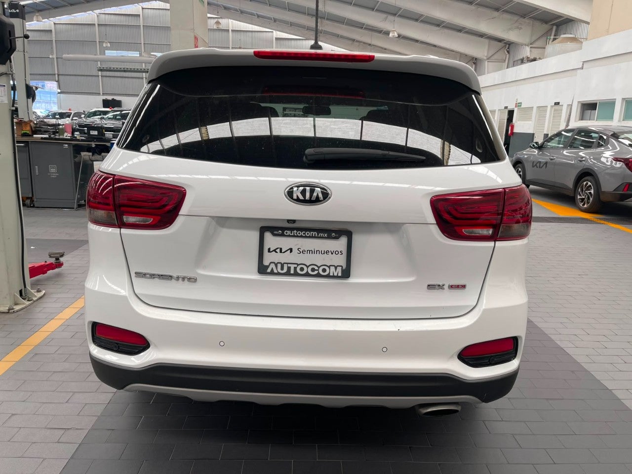 2020 Kia SORENTO EX