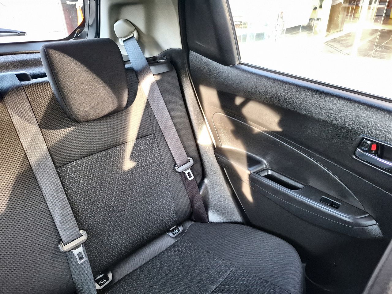 2023 SUZUKI SWIFT GLX CVT