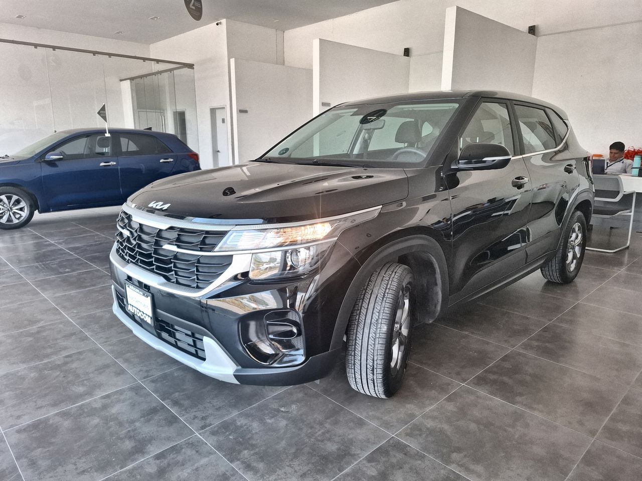 2024 Kia SELTOS EX